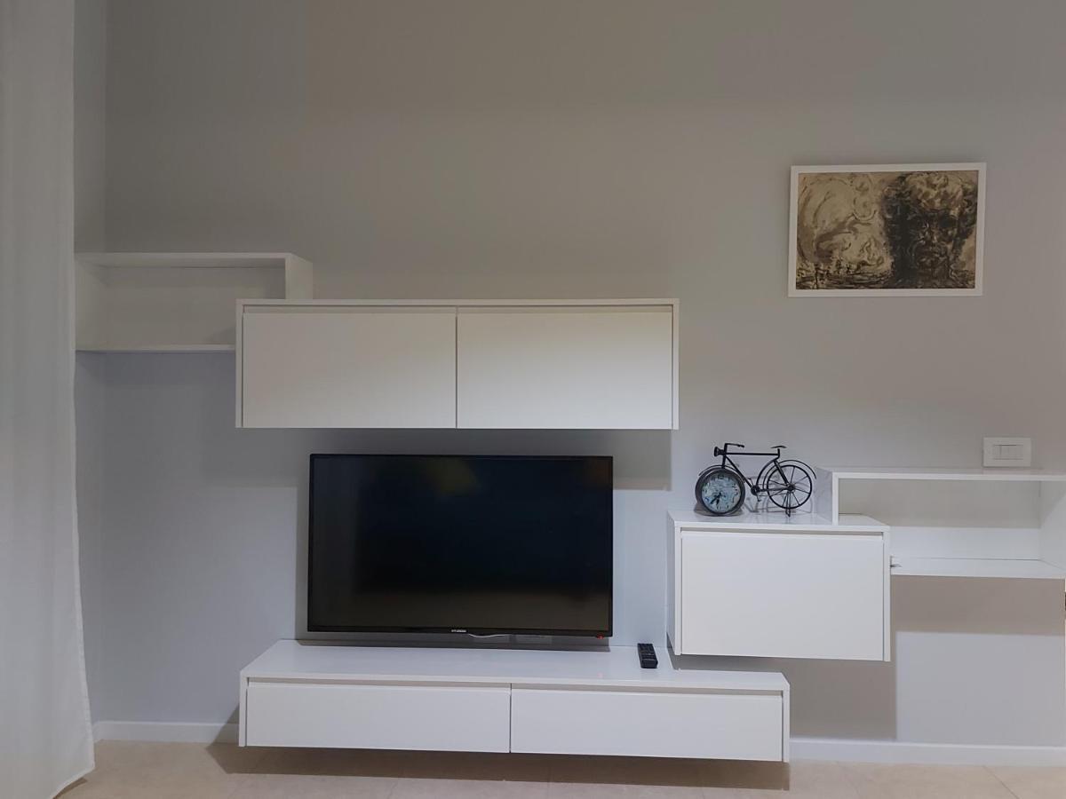 K2 Home - 5Th Floor Tirana Bagian luar foto