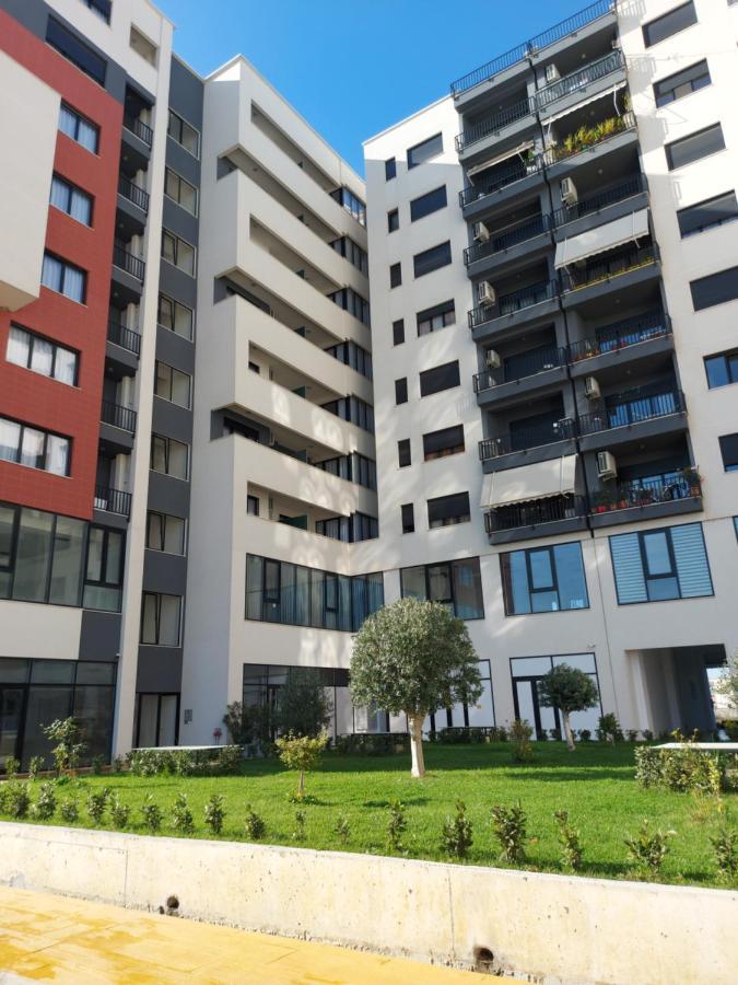 K2 Home - 5Th Floor Tirana Bagian luar foto