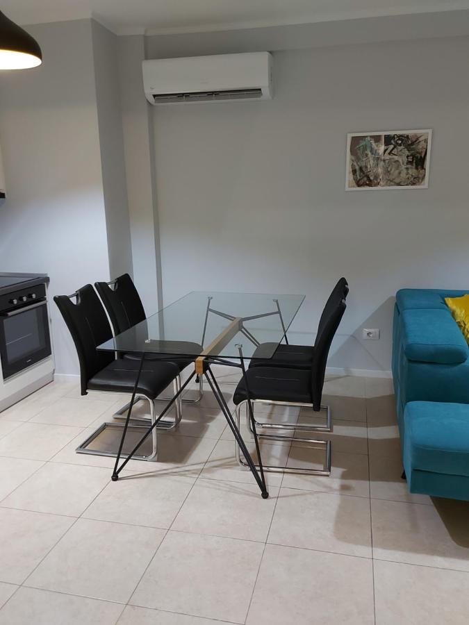 K2 Home - 5Th Floor Tirana Bagian luar foto